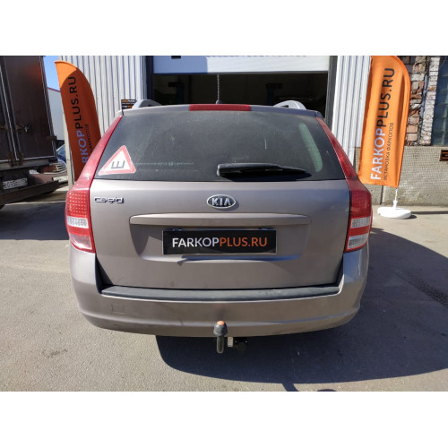 Фаркоп ARAGON на KIA Ceed 2007–2012  Арт. E3010AA (универсал)